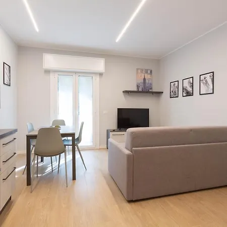 Apartment Centrale Modern Milan