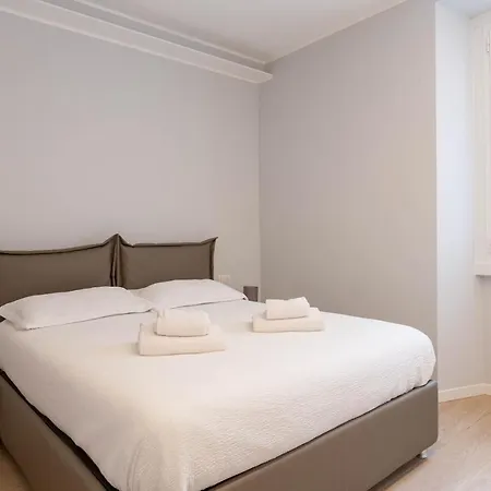 Centrale Modern Apartment Milan