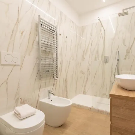 Centrale Modern Apartment *